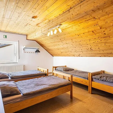 Gaestehaus 度假居 Finnentrop